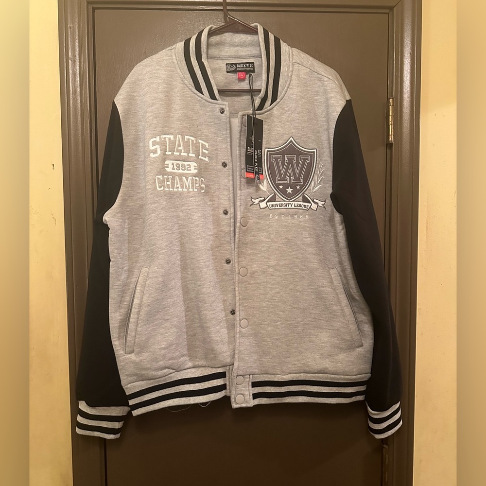 49. Black  Pike jacket Sz  X L